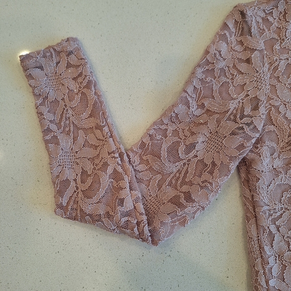 City Studio Cropped top, Pink, Sparkly with Lace and Low V neck/back - Picture 2 of 7